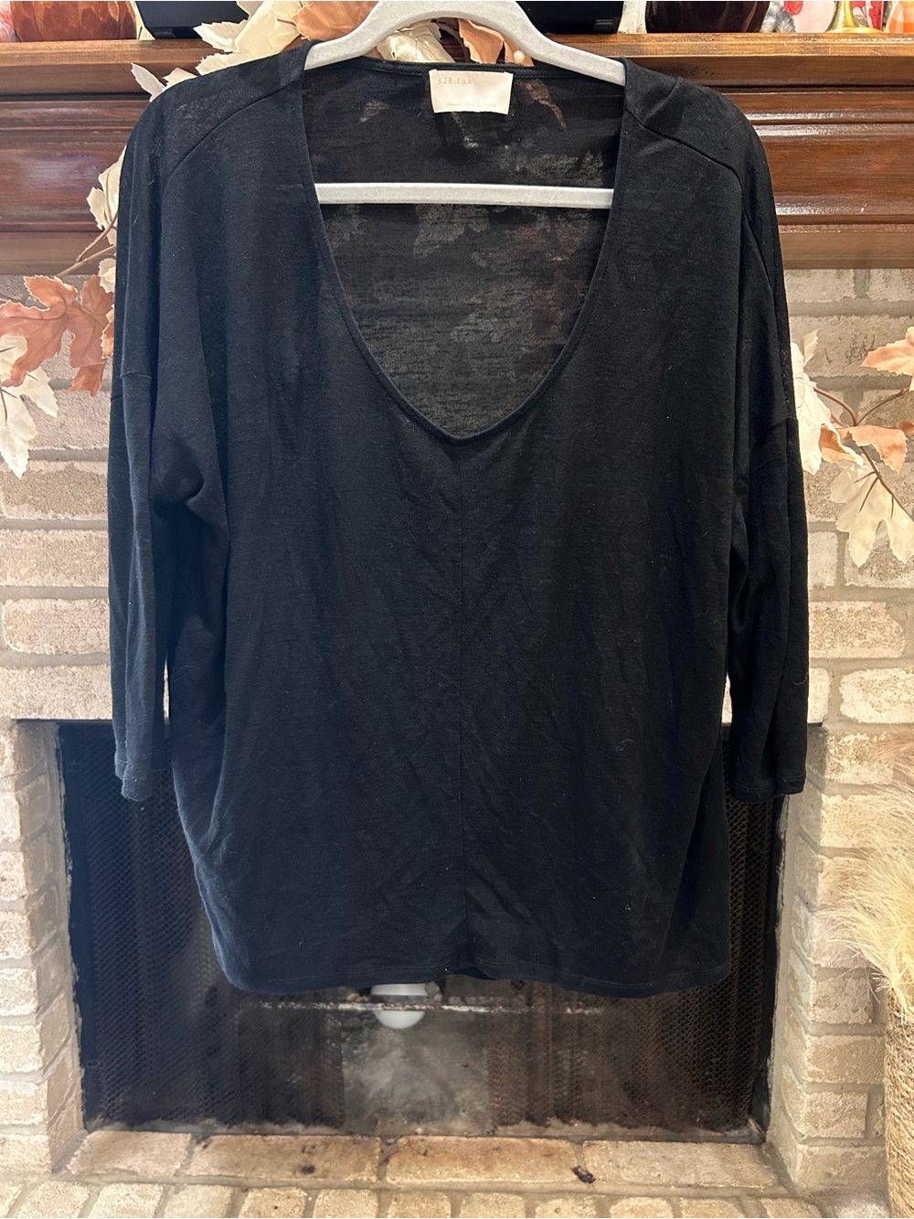 Kerisma Black V-Neck Long Sleeve Tee EUC
